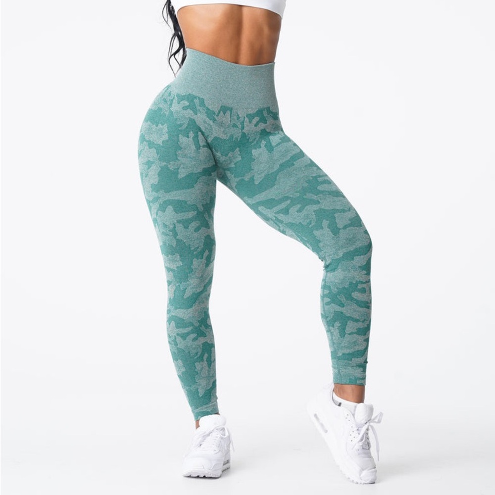 NVGTN Forest Green Camo Seamless Leggings